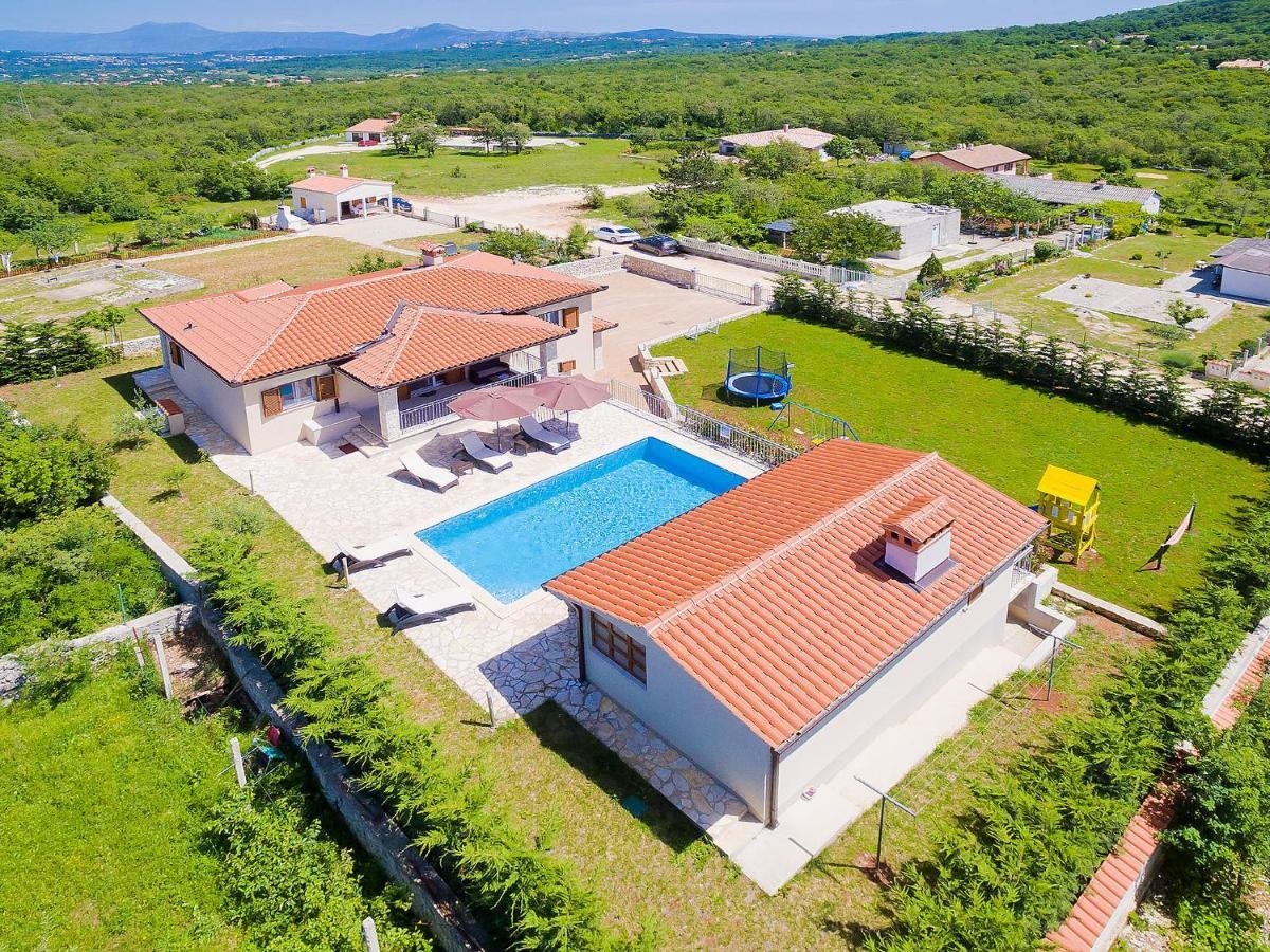Villa Lucija Raša Exterior foto