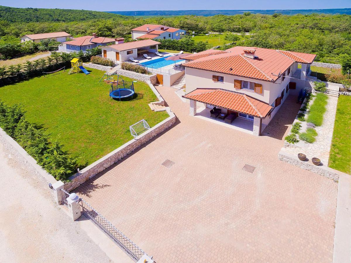 Villa Lucija Raša Exterior foto