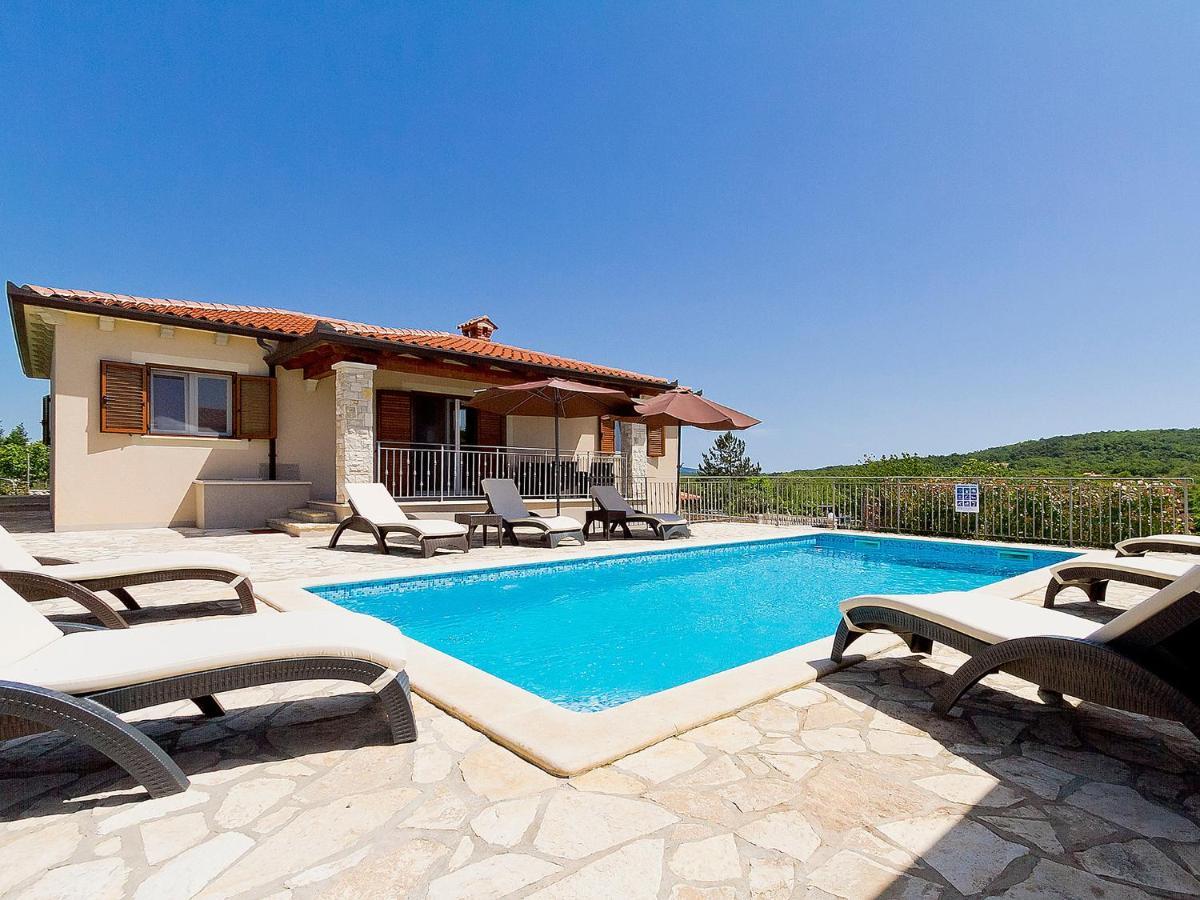 Villa Lucija Raša Exterior foto