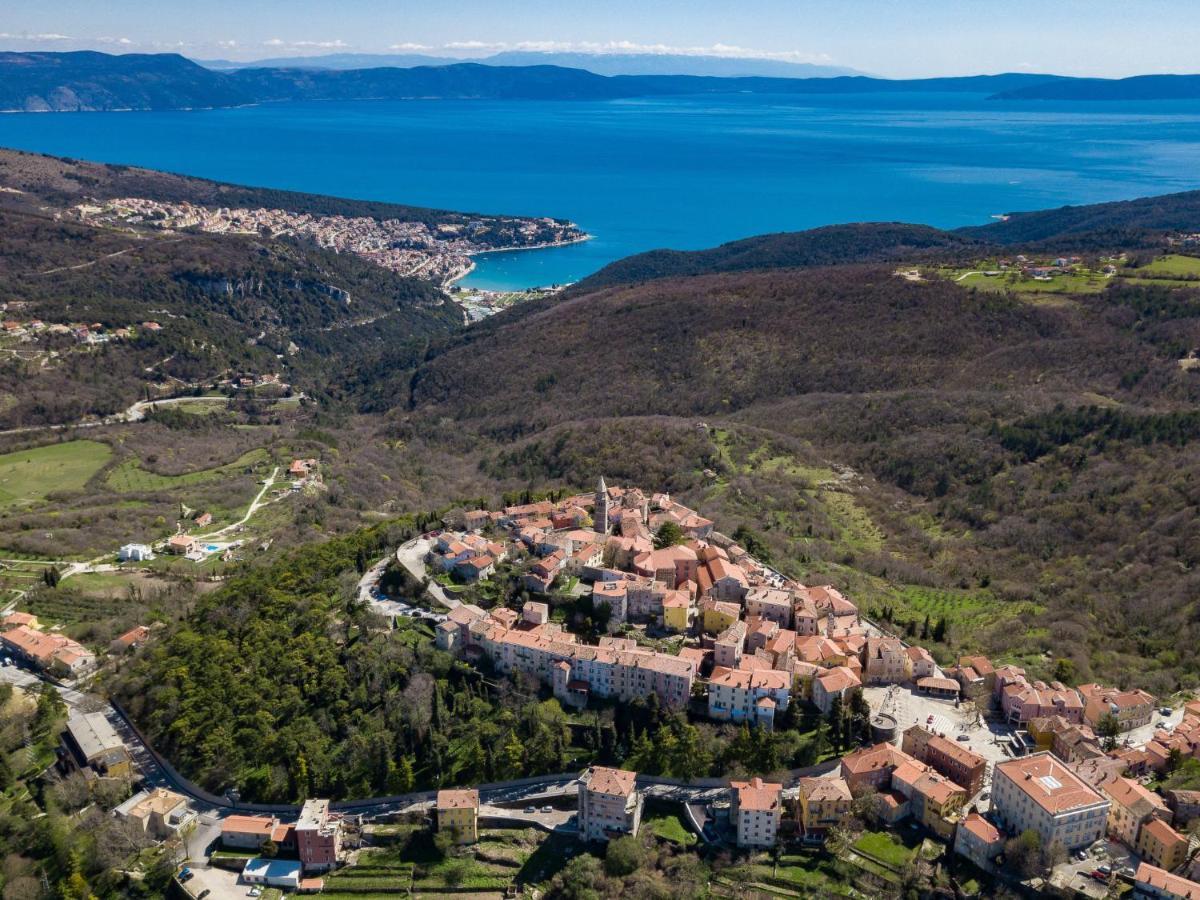 Villa Lucija Raša Exterior foto